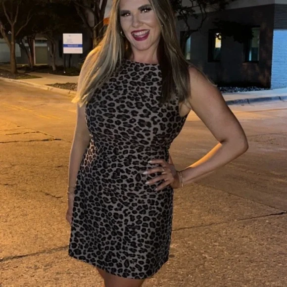 Abercrombie & Fitch YPB SculptLUX active dress leopard print size L - Picture 7 of 7